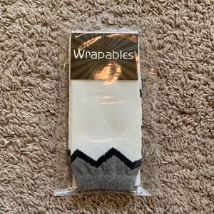 NWT Wrapables 4-6Y